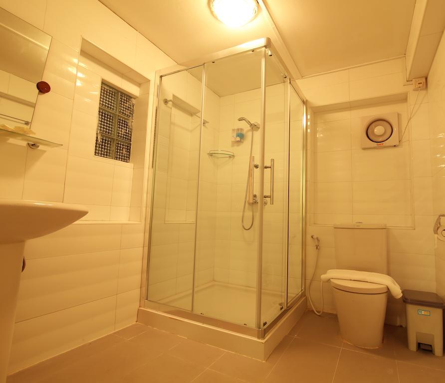 Hotel Hundred Moon Yangon Zimmer foto