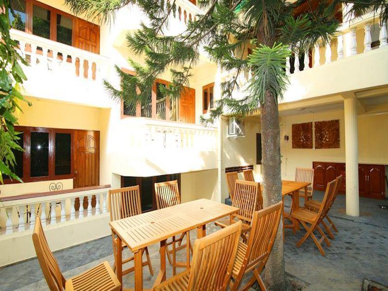 Hotel Hundred Moon Yangon Exterior foto